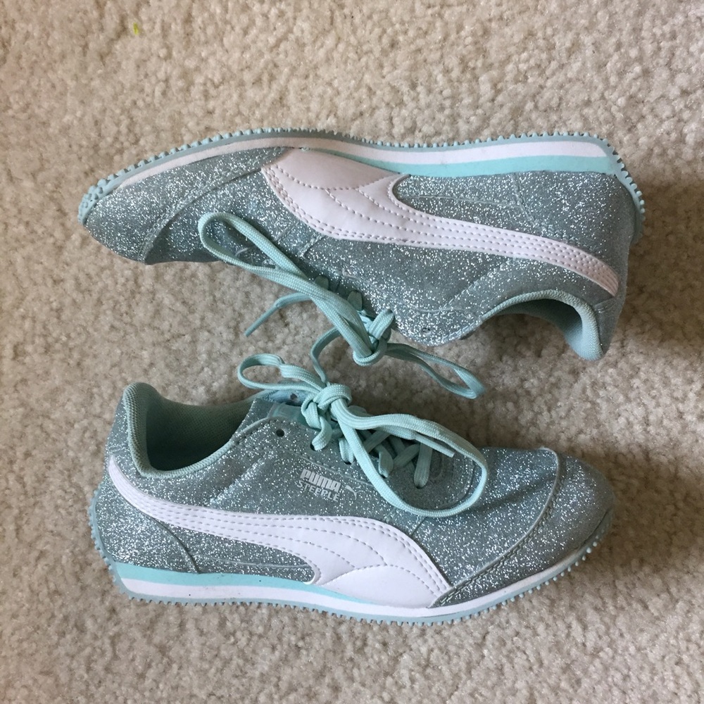 PUMA girls  blue sparkle sneakers running …